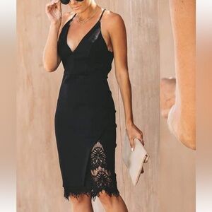 ASTR THE LABEL Black Dress with Lace Detail